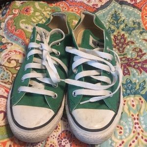 green converse